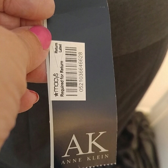 Anne Klein Pencil Skirt - Picture 5 of 5